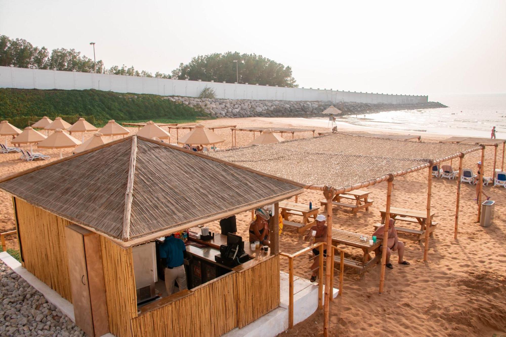 Bm Beach Hotel Ras al-Khaimah Esterno foto