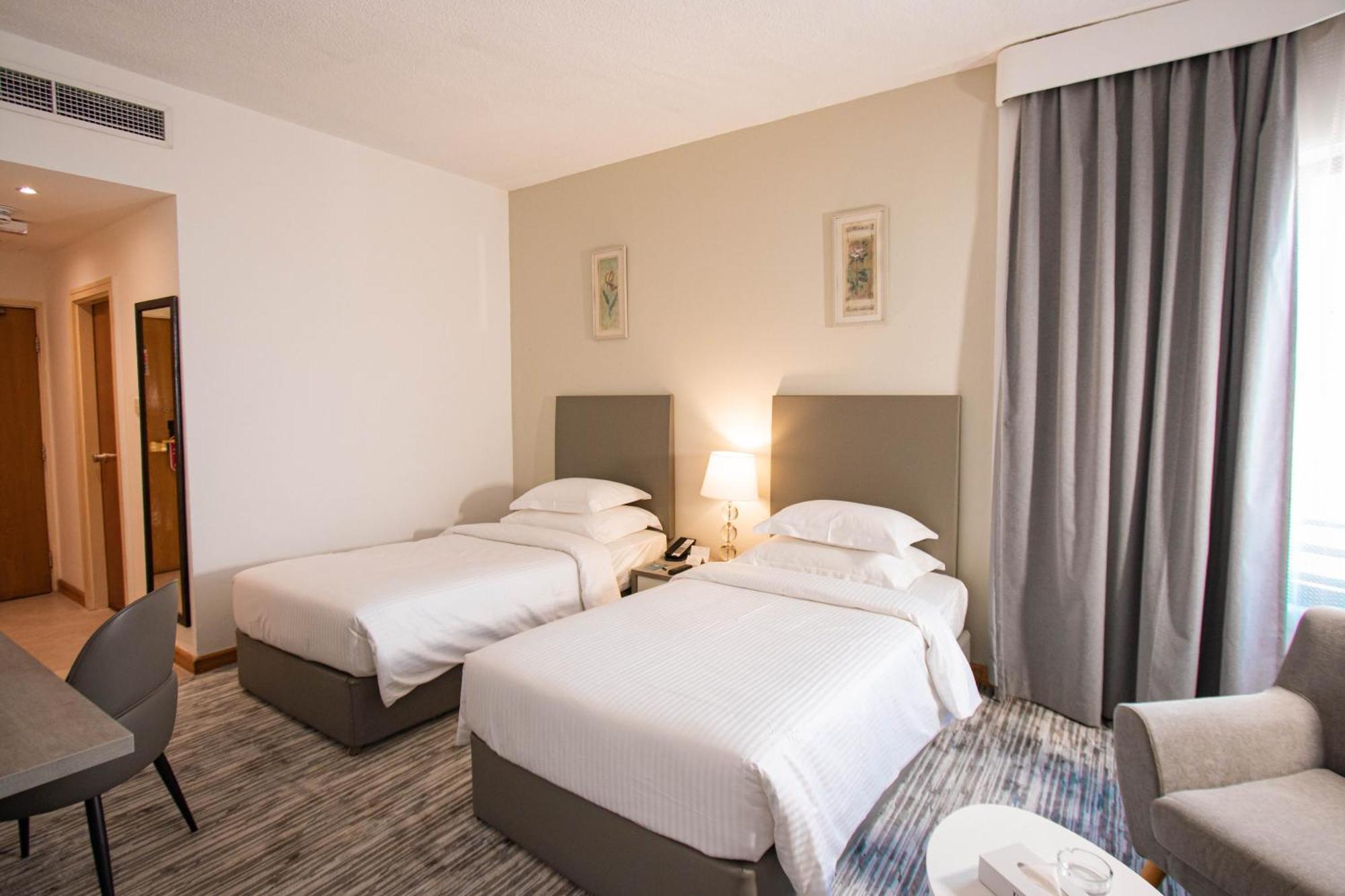 Bm Beach Hotel Ras al-Khaimah Esterno foto